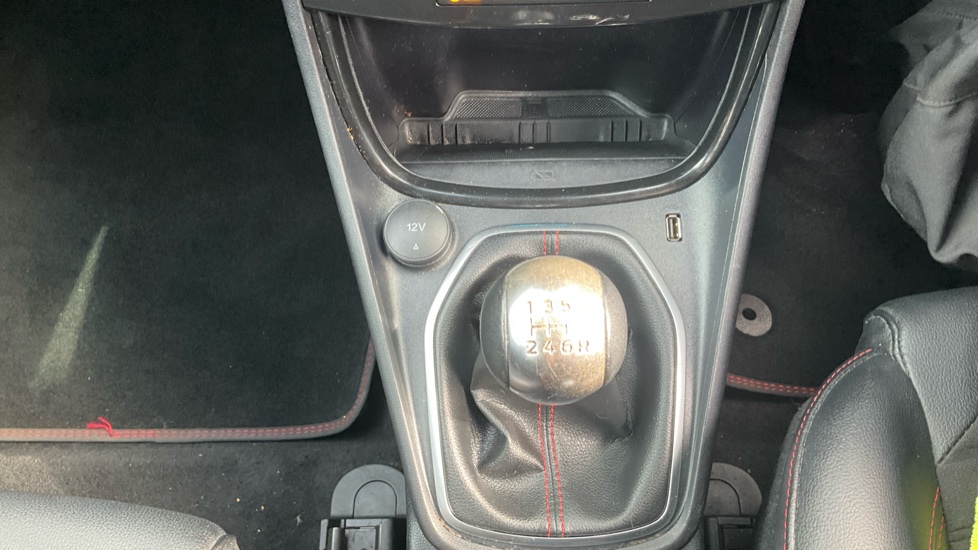 Ford Puma 1.0 EcoBoost Hybrid mHEV ST-Line X 5dr Petrol Hatchback - Image 35