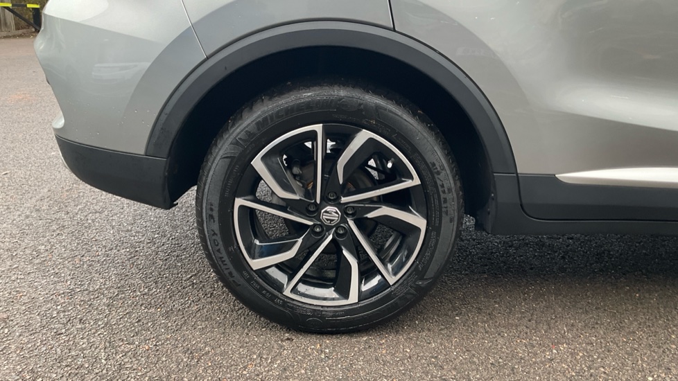 MG ZS 1.5 VTi-TECH Exclusive 5dr Petrol Hatchback - Image 22