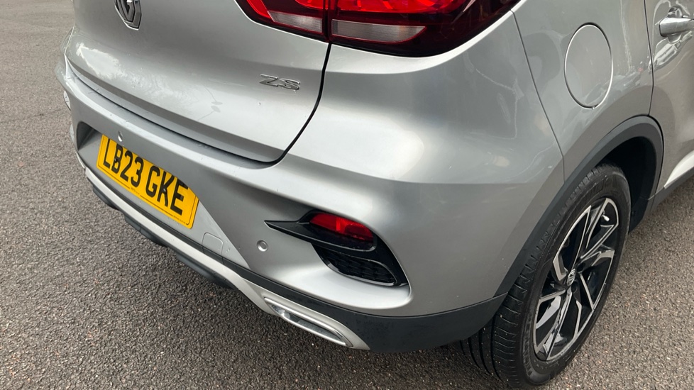 MG ZS 1.5 VTi-TECH Exclusive 5dr Petrol Hatchback - Image 23