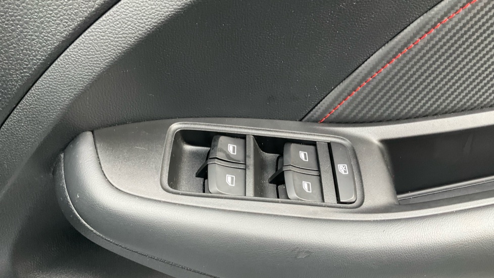 MG ZS 1.5 VTi-TECH Exclusive 5dr Petrol Hatchback - Image 28