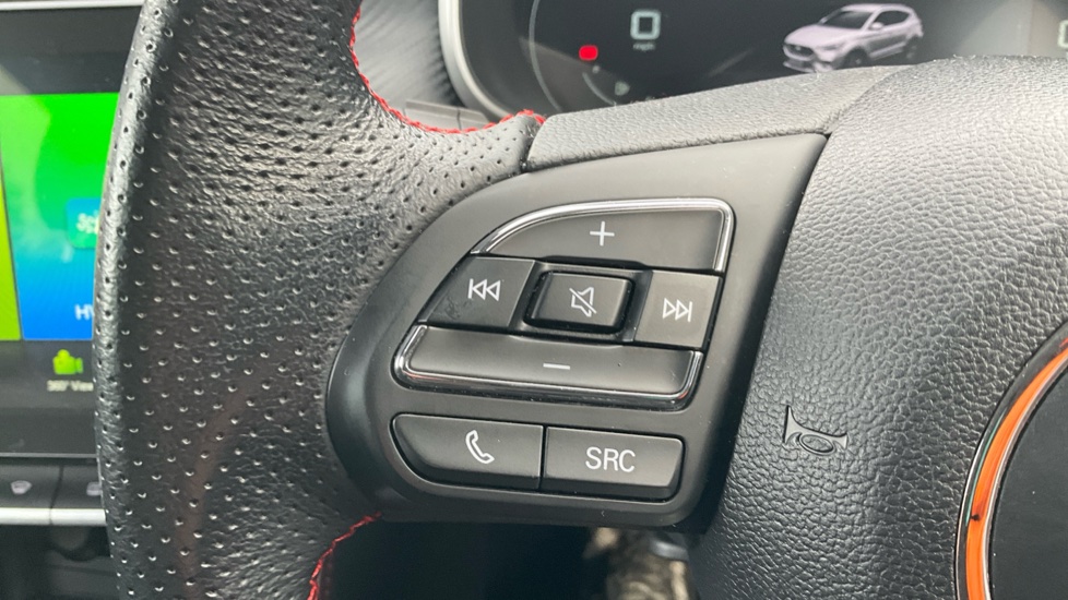 MG ZS 1.5 VTi-TECH Exclusive 5dr Petrol Hatchback - Image 31