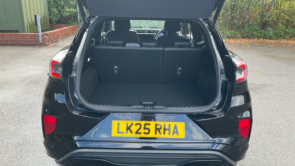 Ford Puma 1.0 EcoBoost Hybrid mHEV ST-Line X 5dr DCT Petrol Hatchback - Image 4