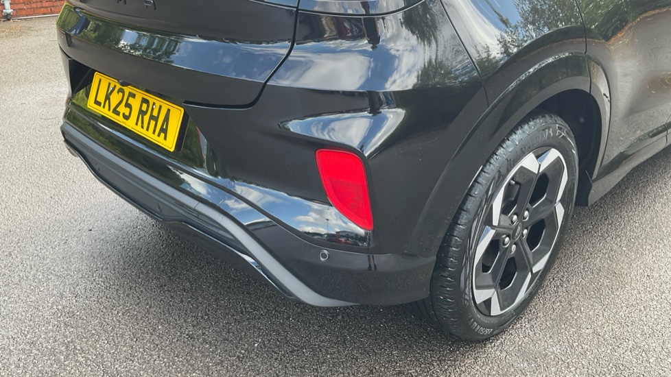 Ford Puma 1.0 EcoBoost Hybrid mHEV ST-Line X 5dr DCT Petrol Hatchback - Image 23