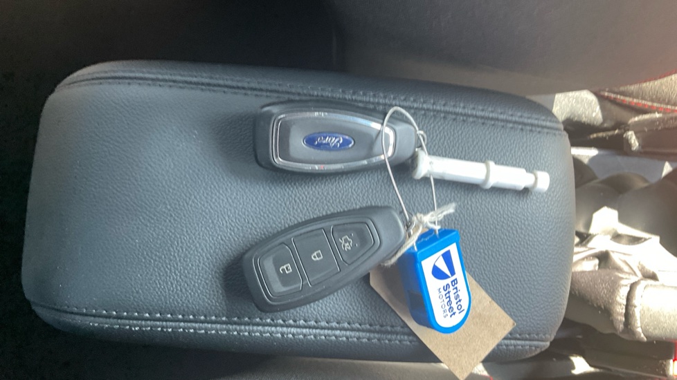 Ford Fiesta 1.0 EcoBoost Hybrid mHEV 125 ST-Line 5dr Petrol Hatchback - Image 20