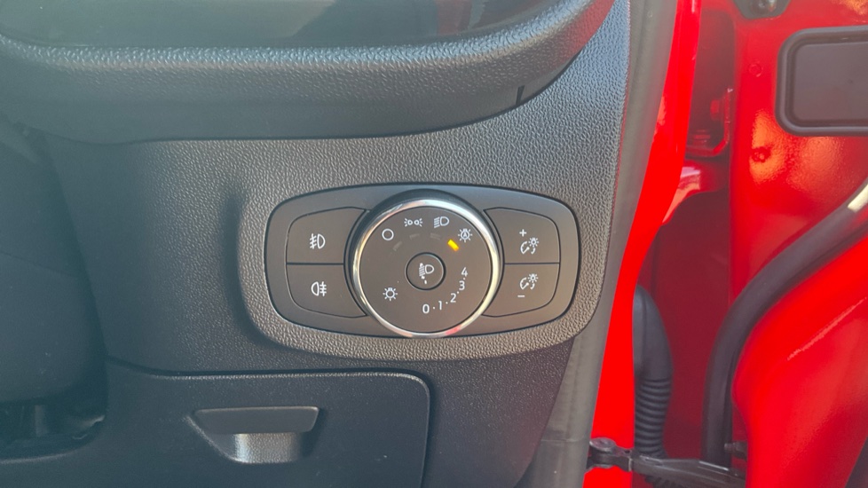 Ford Fiesta 1.0 EcoBoost Hybrid mHEV 125 ST-Line 5dr Petrol Hatchback - Image 29