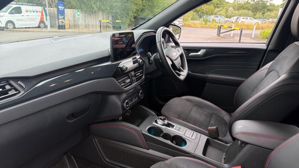 Ford Kuga 1.5 EcoBlue ST-Line X Edition 5dr Auto Diesel Estate - Image 9