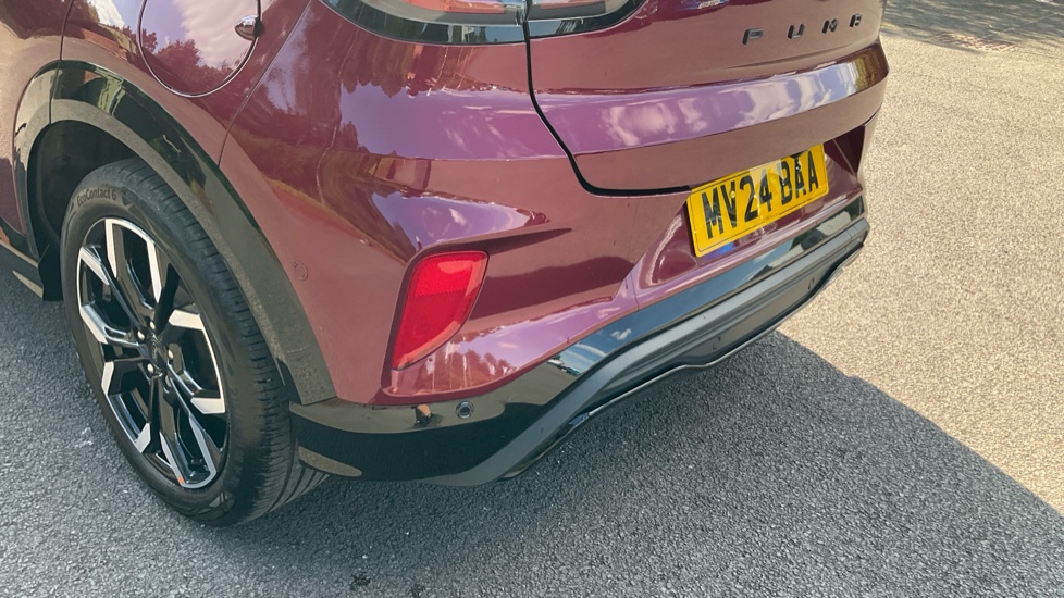 Ford Puma 1.0 EcoBoost Hybrid mHEV Vivid Ruby Edition 5dr Petrol Hatchback - Image 23