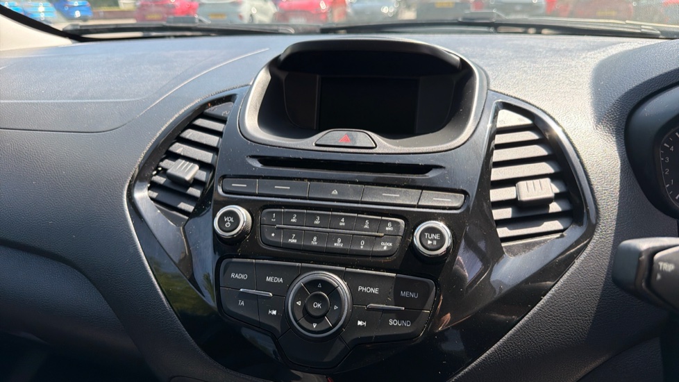 Ford KA+ 1.2 85 Zetec White Edition 5dr Petrol Hatchback - Image 12