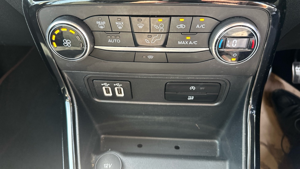 Ford EcoSport 1.0 EcoBoost 125 ST-Line 5dr Petrol Hatchback - Image 30