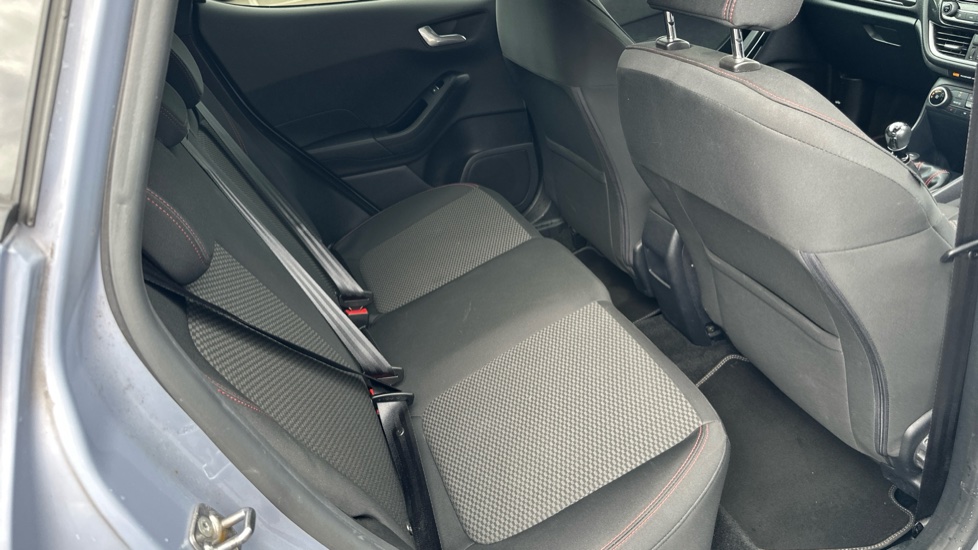 Ford Fiesta 1.0 EcoBoost Hybrid mHEV 155 ST-Line Edition 5dr Petrol Hatchback - Image 16