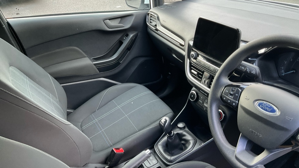 Ford Fiesta 1.0 EcoBoost Hybrid mHEV 125 Trend 5dr Petrol Hatchback - Image 14