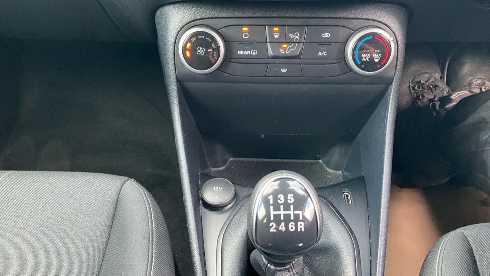 Ford Fiesta 1.0 EcoBoost Hybrid mHEV 125 Trend 5dr Petrol Hatchback - Image 28