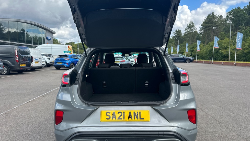 Ford Puma 1.0 EcoBoost Hybrid mHEV 155 ST-Line 5dr Petrol Hatchback - Image 4