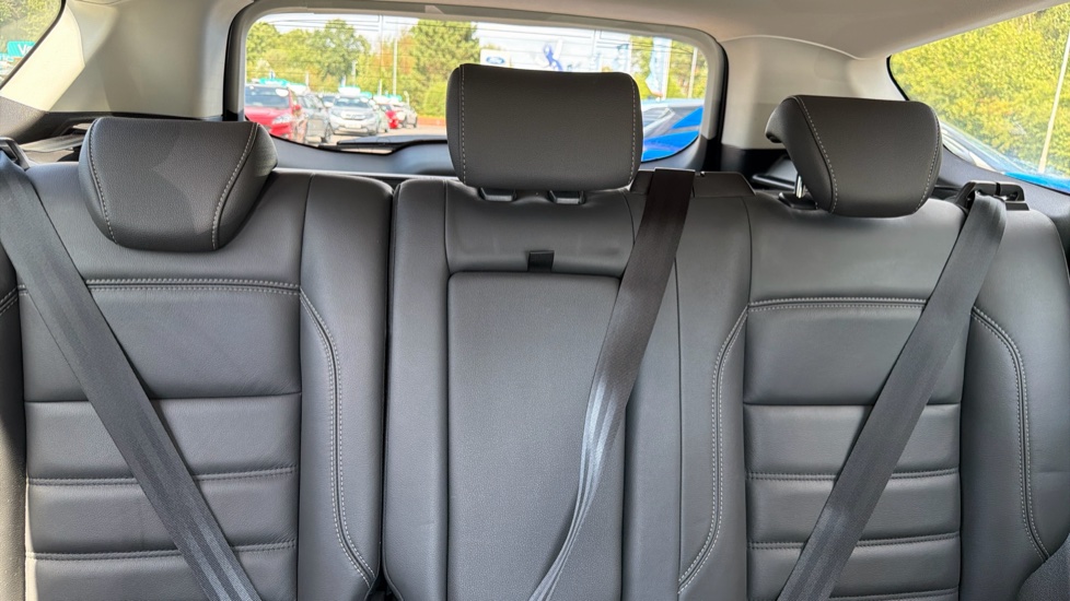 Ford Kuga 2.0 TDCi Titanium X Edition 5dr Auto 2WD Diesel Estate - Image 15