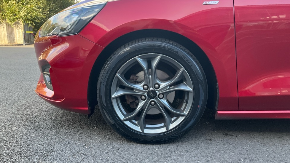 Ford Focus 1.0 EcoBoost Hybrid mHEV 125 ST-Line Edition 5dr Petrol Hatchback - Image 22