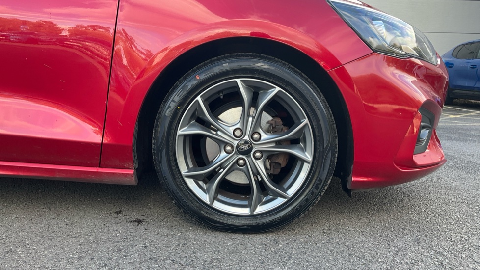 Ford Focus 1.0 EcoBoost Hybrid mHEV 125 ST-Line Edition 5dr Petrol Hatchback - Image 25