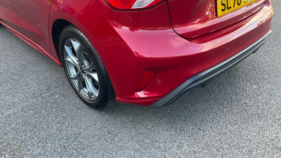 Ford Focus 1.0 EcoBoost Hybrid mHEV 125 ST-Line Edition 5dr Petrol Hatchback - Image 28