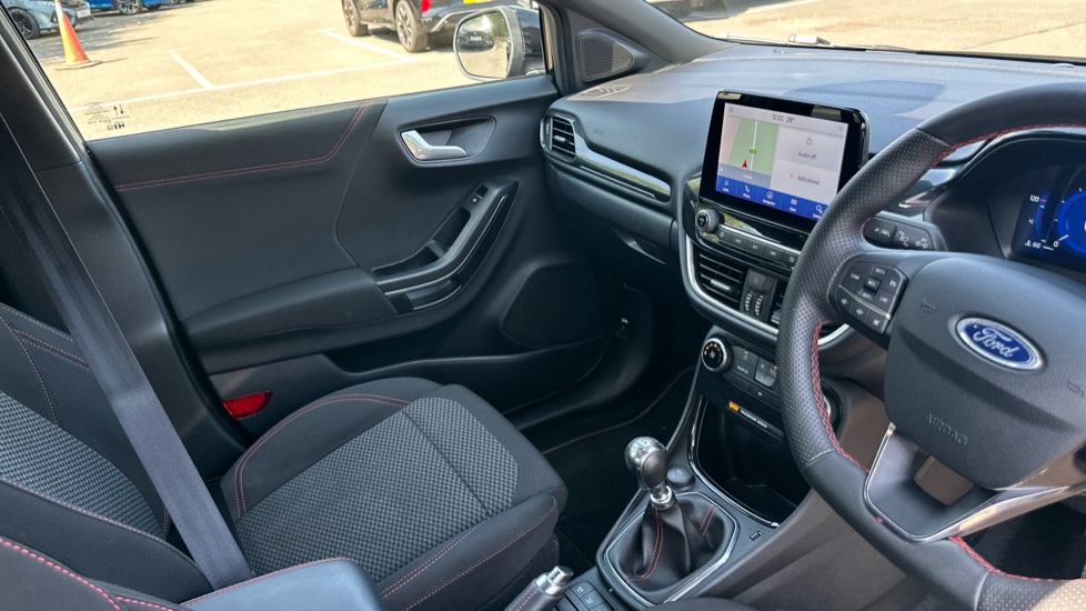 Ford Puma 1.0 EcoBoost Hybrid mHEV 155 ST-Line 5dr Petrol Hatchback - Image 14