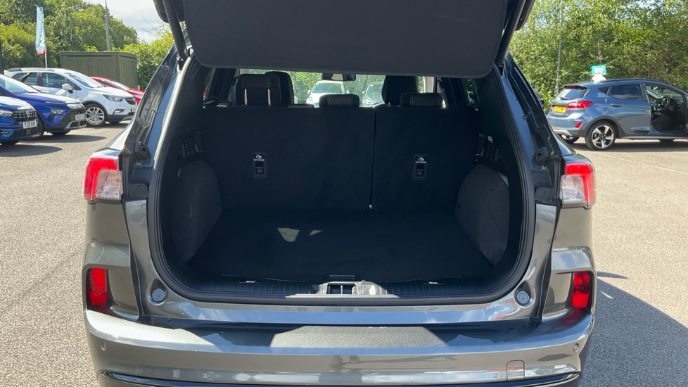 Ford Kuga 2.5 FHEV Vignale 5dr CVT Hybrid Estate - Image 4