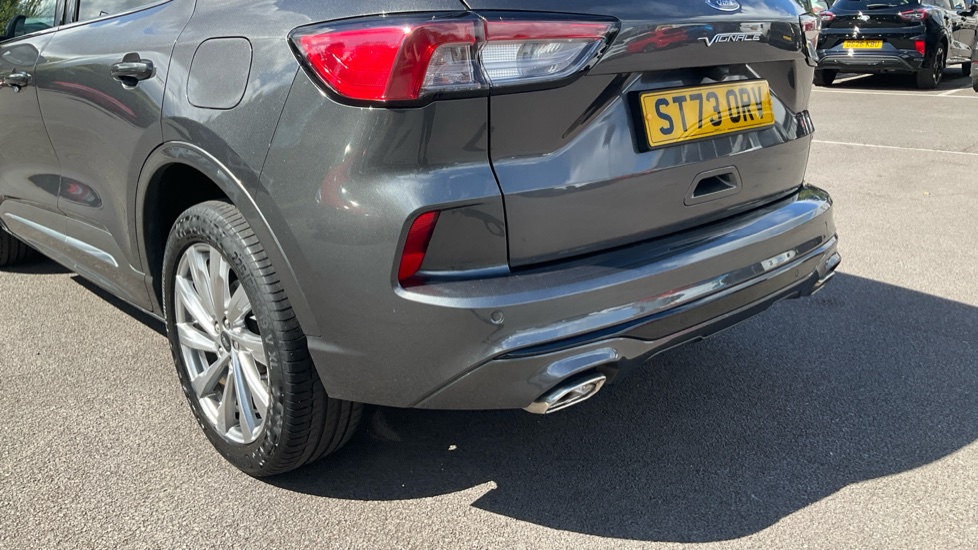 Ford Kuga 2.5 FHEV Vignale 5dr CVT Hybrid Estate - Image 27