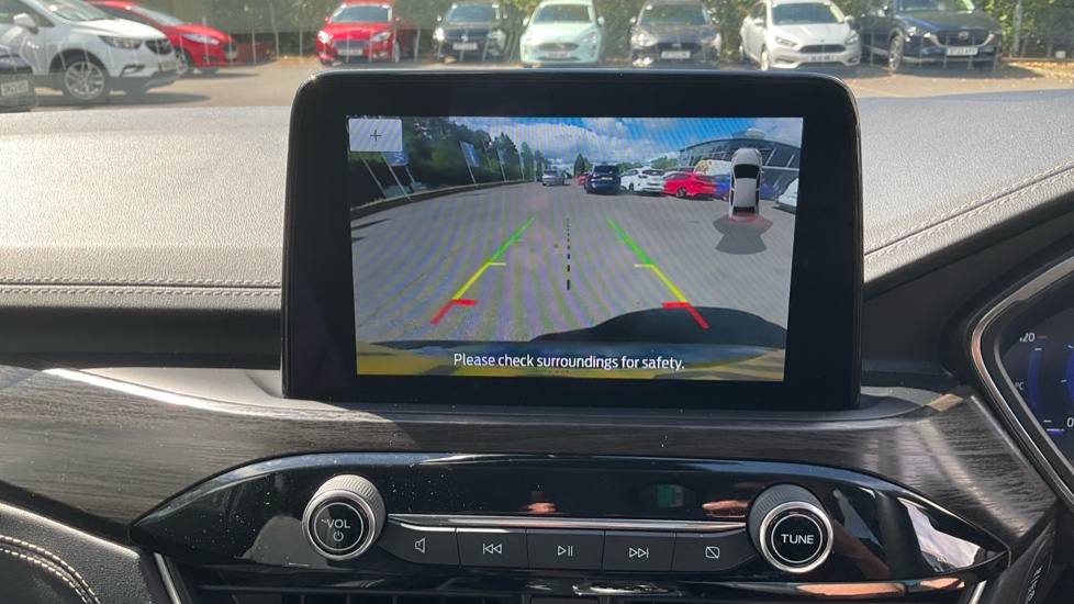 Ford Kuga 2.5 FHEV Vignale 5dr CVT Hybrid Estate - Image 38