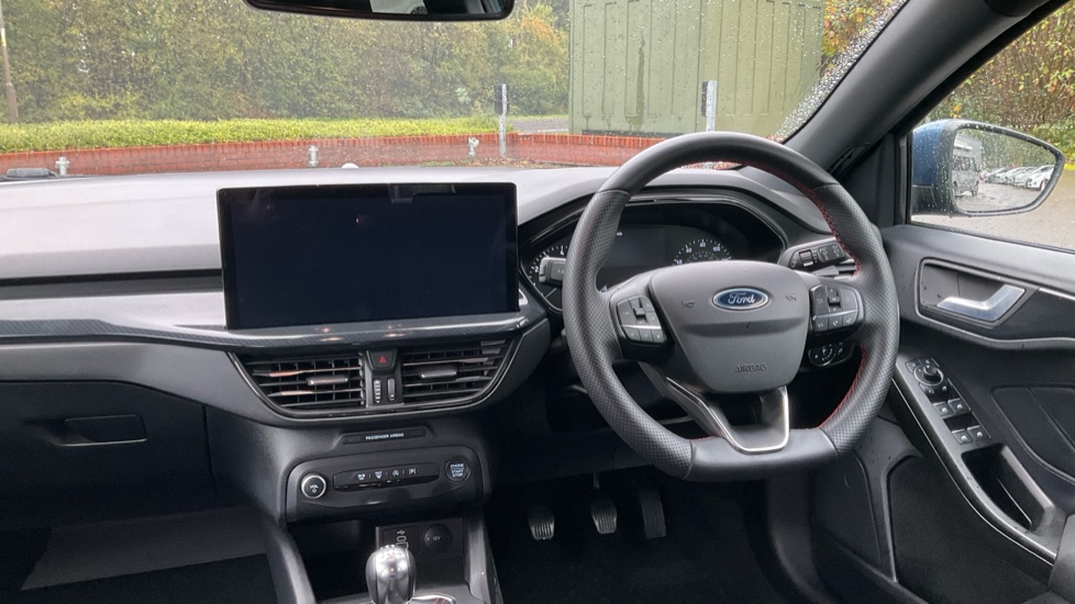 Ford Focus 1.0 EcoBoost ST-Line 5dr Petrol Hatchback - Image 10