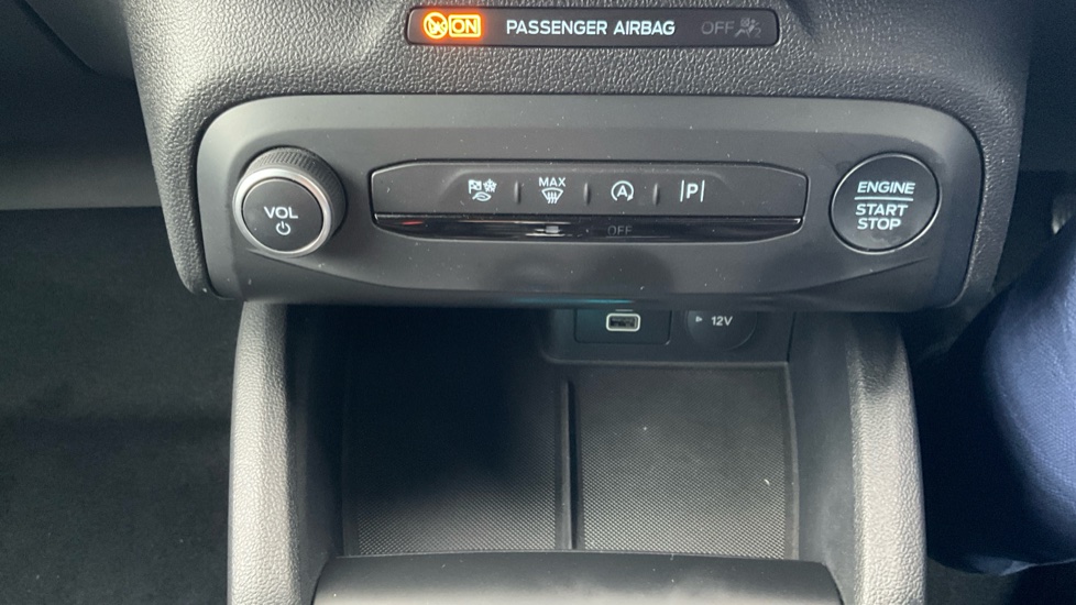 Ford Focus 1.0 EcoBoost ST-Line 5dr Petrol Hatchback - Image 29