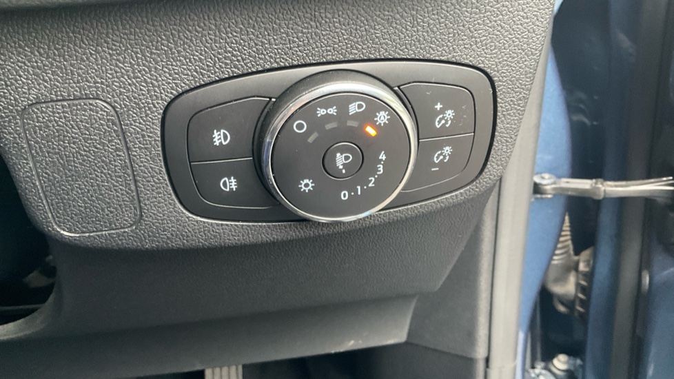 Ford Focus 1.0 EcoBoost ST-Line 5dr Petrol Hatchback - Image 33