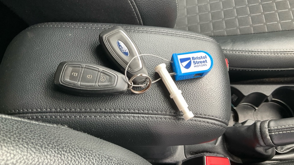 Ford Fiesta 1.0 EcoBoost 125 Titanium X 5dr Petrol Hatchback - Image 20