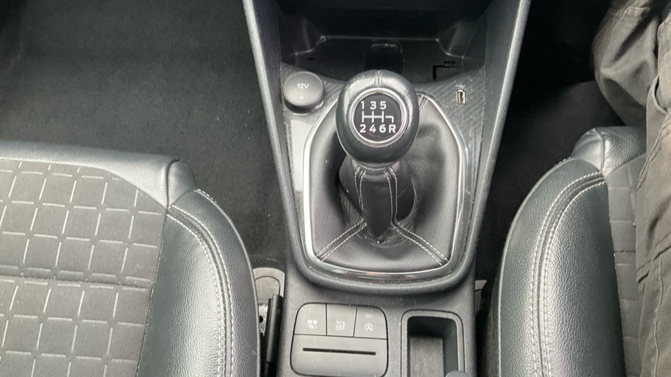 Ford Fiesta 1.0 EcoBoost 125 Titanium X 5dr Petrol Hatchback - Image 36