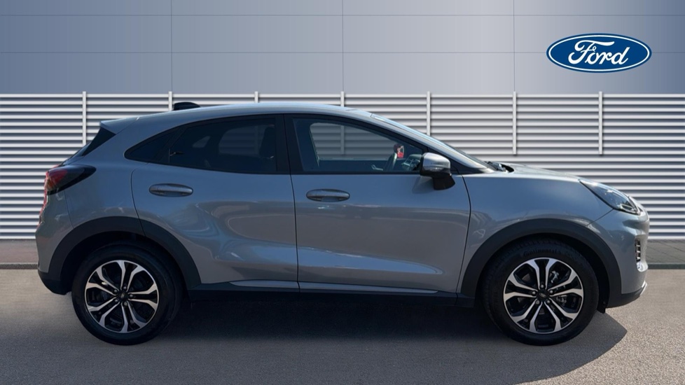 Ford Puma 1.0 EcoBoost Hybrid mHEV Titanium 5dr DCT Petrol Hatchback - Image 5