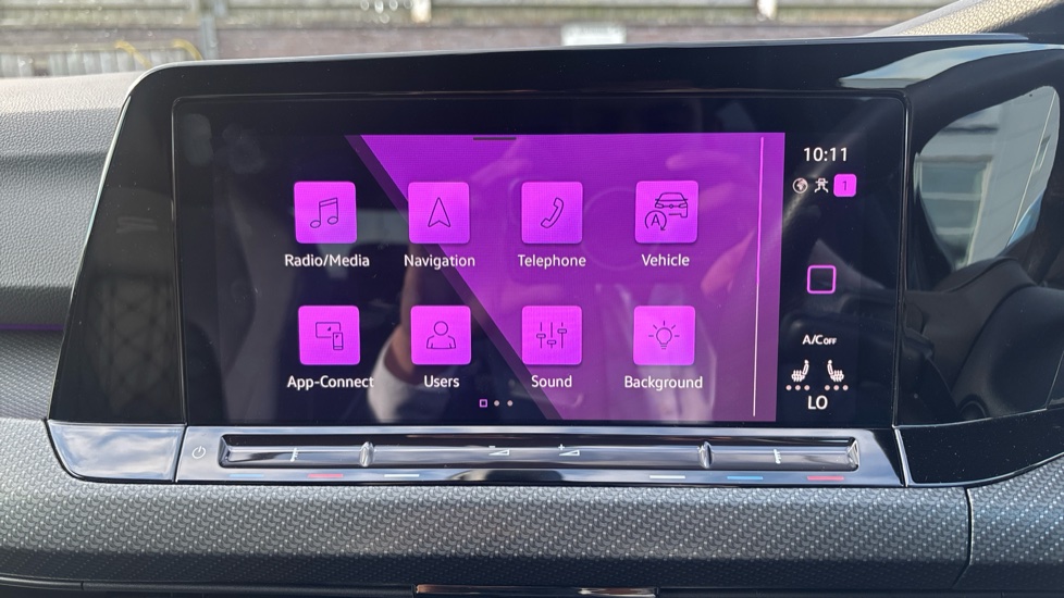 Volkswagen Golf 1.5 eTSI 150 Black Edition 5dr DSG Petrol Hatchback - Image 36