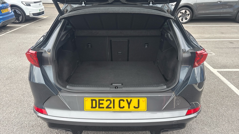 CUPRA Formentor 1.5 TSI 150 V2 5dr DSG Petrol Estate - Image 4
