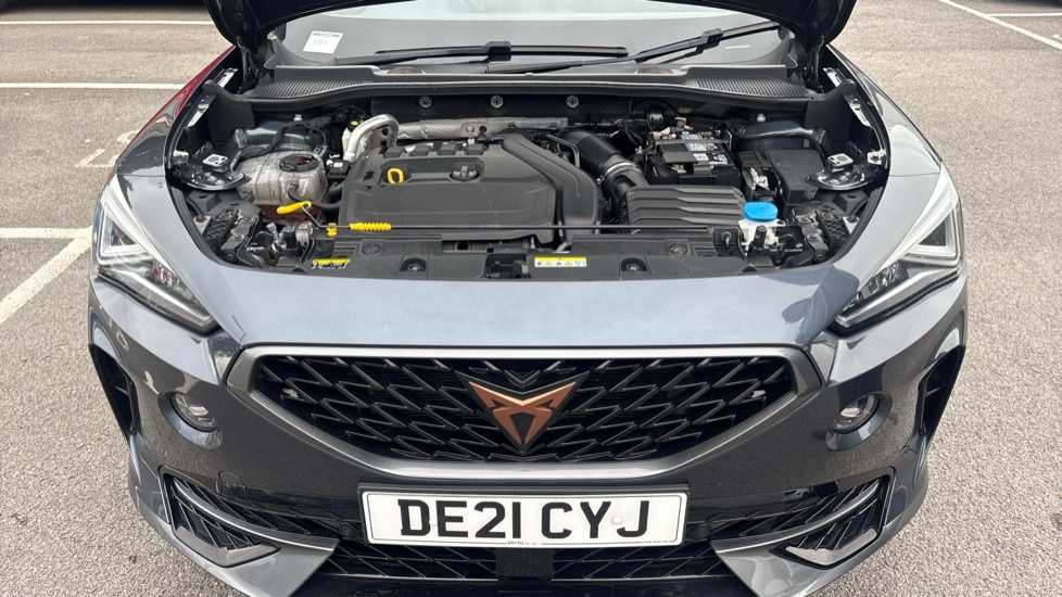 CUPRA Formentor 1.5 TSI 150 V2 5dr DSG Petrol Estate - Image 8