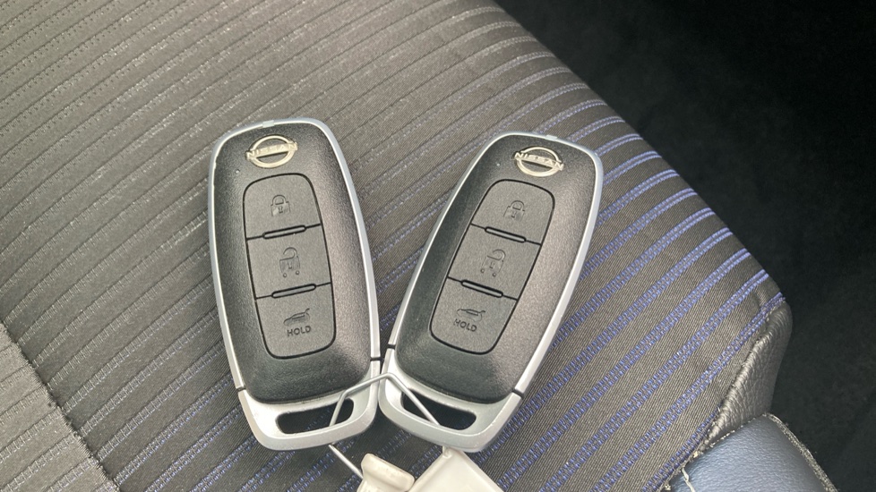 Nissan Qashqai 1.5 E-Power Tekna 5dr Auto Hybrid Hatchback - Image 20