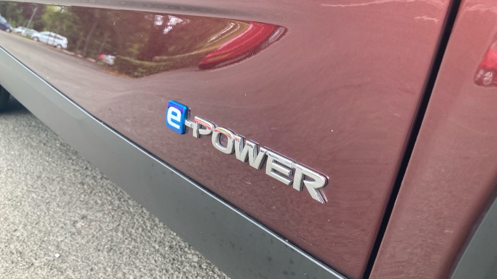 Nissan Qashqai 1.5 E-Power Tekna 5dr Auto Hybrid Hatchback - Image 22