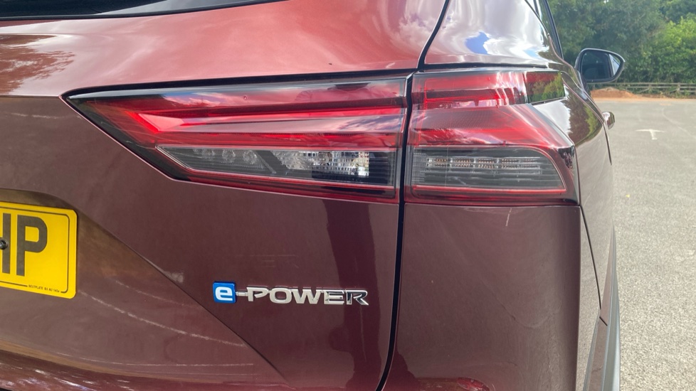 Nissan Qashqai 1.5 E-Power Tekna 5dr Auto Hybrid Hatchback - Image 23