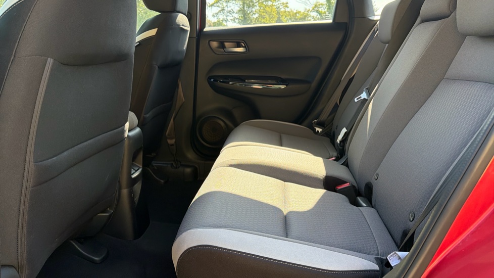 Honda Jazz 1.5 i-MMD Hybrid Crosstar EX 5dr eCVT Hybrid Hatchback - Image 16