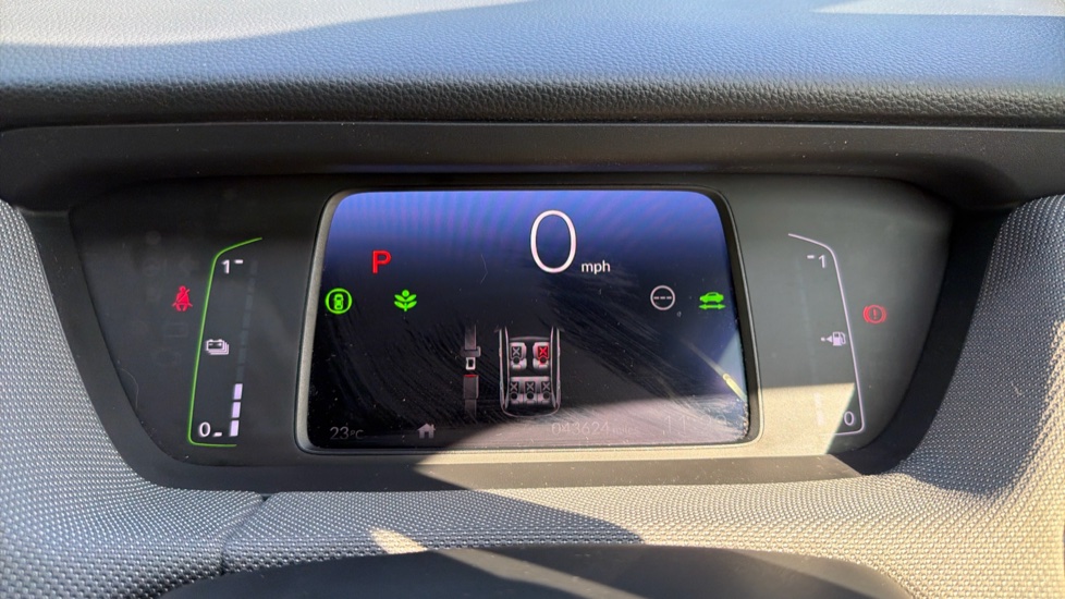 Honda Jazz 1.5 i-MMD Hybrid Crosstar EX 5dr eCVT Hybrid Hatchback - Image 18