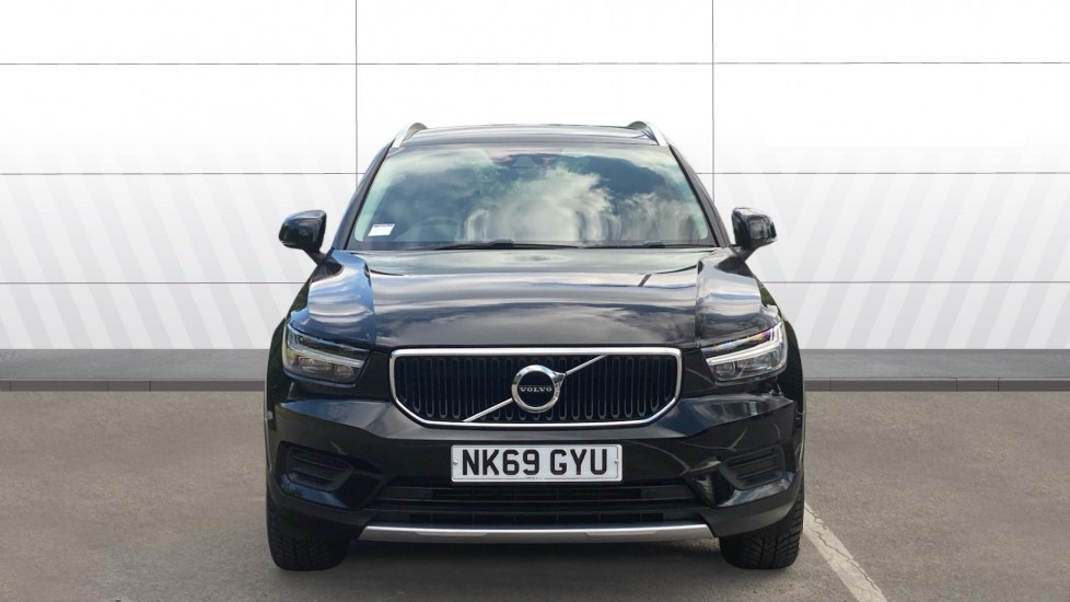 Volvo XC40 1.5 T3 [163] Momentum 5dr Petrol Estate - Image 3