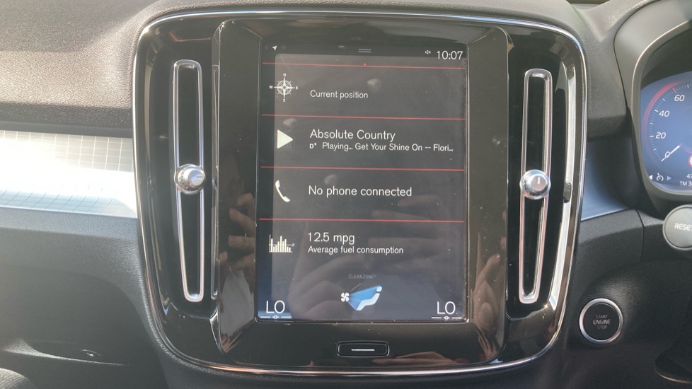 Volvo XC40 1.5 T3 [163] Momentum 5dr Petrol Estate - Image 12