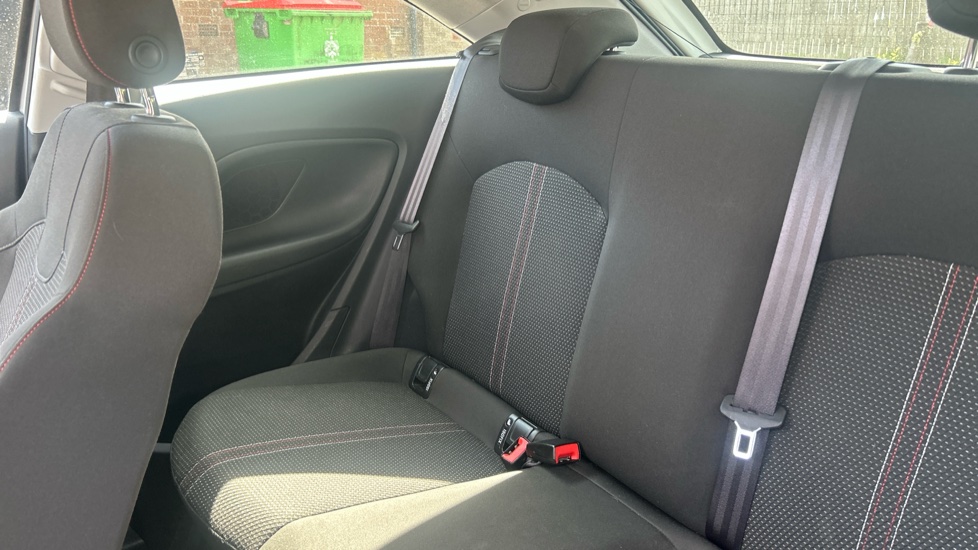 Vauxhall Corsa 1.4 [75] Griffin 3dr Petrol Hatchback - Image 16