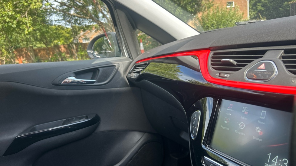 Vauxhall Corsa 1.4 [75] Griffin 3dr Petrol Hatchback - Image 29