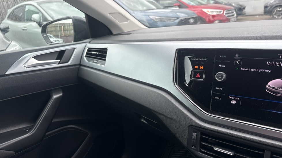 Volkswagen Polo 1.0 TSI 95 Active 5dr Petrol Hatchback - Image 28