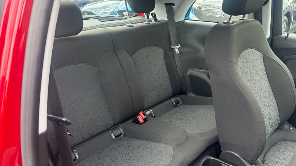 Vauxhall Adam 1.2i Glam 3dr Petrol Hatchback - Image 15