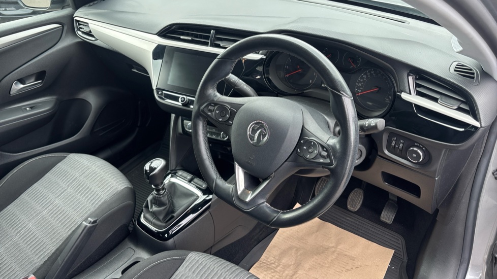 Vauxhall Corsa 1.2 Turbo SE 5dr Petrol Hatchback - Image 11