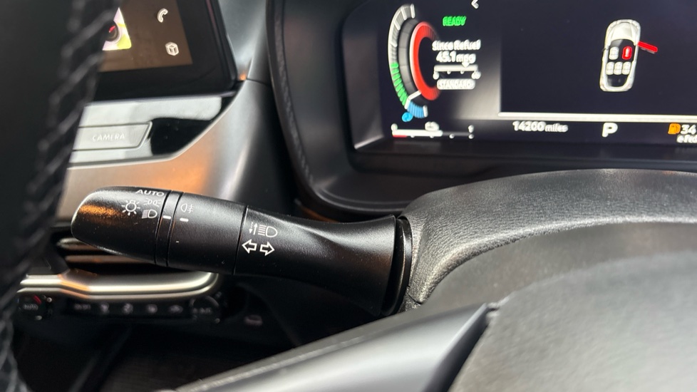 Nissan Juke 1.6 Hybrid N-Connecta 5dr Auto Hybrid Hatchback - Image 40