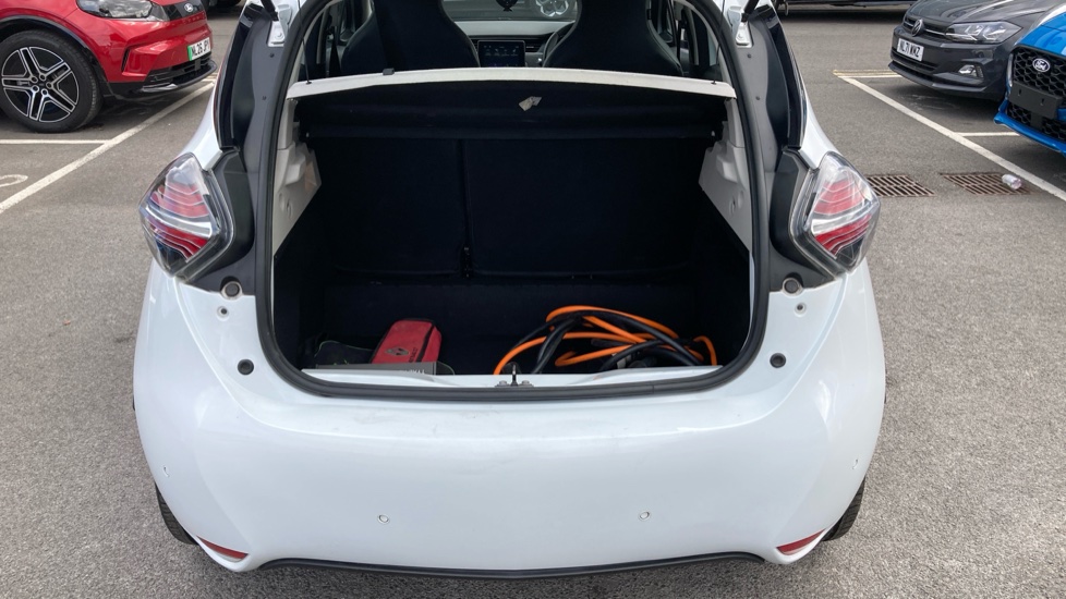 Renault Zoe 80kW i Iconic R110 50kWh 5dr Auto Electric Hatchback - Image 4