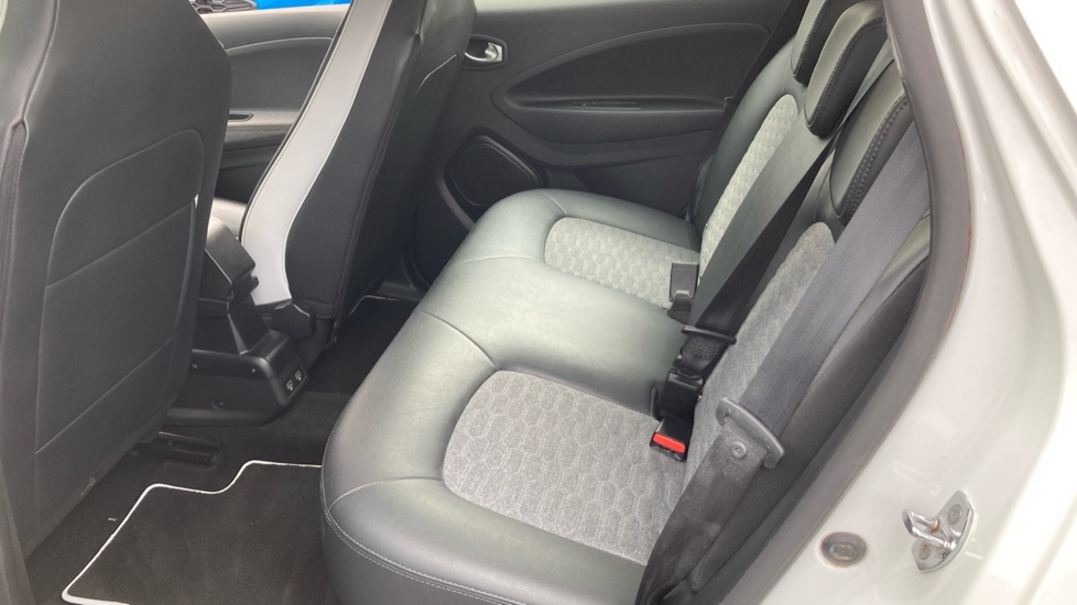 Renault Zoe 80kW i Iconic R110 50kWh 5dr Auto Electric Hatchback - Image 16