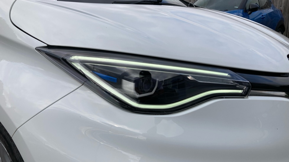 Renault Zoe 80kW i Iconic R110 50kWh 5dr Auto Electric Hatchback - Image 21